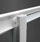 Silent sliding system on ball bearings